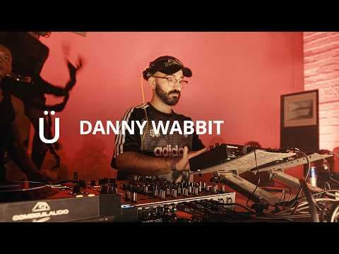 Danny Wabbit (live) • GRÜV, Paris recording thumbnail